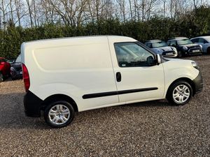 BUENA OFERTA, FIAT DOBLO CARGO 2021 BLANCO, OEM, DIY, ACERO - Product Image 5