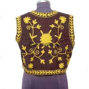 เสื้อแจ็คเก็ตผ้าฝ้ายพิมพ์ลายดอกคอตไรส์สำหรับผู้หญิงจาก A2ZCraftBazar ลายวาดมือสไตล์วินเทจ เนื้อผ้าระบายอากาศดี โลโก้ด้านหลัง แขนครึ่งตัว คอทรงโอ - Product Image 4