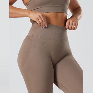 Leggings de yoga et de sport pour femmes, tricotés, taille mi-haute, coupe ajustée, qualité supérieure, grammage lourd, personnalisables OEM, antibactériens et respirants, vente en gros - Product Image 6
