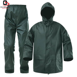 Conjunto de Chaqueta y Pantalones Cortavientos Transpirables Unisex, Hechos en Pakistán, Ideales para Actividades al Aire Libre en Primavera y Otoño - Product Image 1