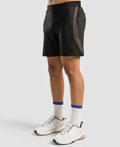 กางเกงขาสั้นฮิปฮอปเอวกลางสำหรับผู้ชาย ระบายอากาศได้ดี กันลม แห้งเร็ว ผ้าลูกฟูก สีพื้น มีเชือกผูก ปิดด้านซ้าย โพลีเอสเตอร์ 100% - Product Image 3