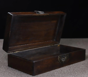 Coffre au trésor plat en bois sculpté à la main, boîte de rangement décorative vintage pour souvenirs, étui à bijoux en bois artisanal, vente en gros - Product Image 2