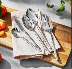 Juego de Cubiertos Portátil de Acero Inoxidable, Moderno, Elegante y Sostenible, Incluye Cuchillo, Tenedor y Cuchara para Cenas, Plateado - Product Image 1