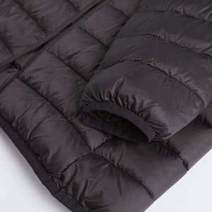 Chaqueta de Invierno Extra Grande, Acolchada, con Capucha, Impermeable, Resistente al Viento, Cálida, para Uso en Exteriores y Urbano - Product Image 5