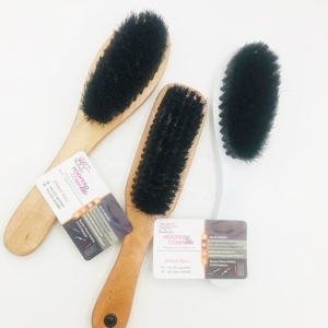 Brosse à cheveux tendance avec manche en bois, peigne de coiffure blanc personnalisable, confortable pour salon de coiffure, utilisation avec logo, emballage, prix de gros - Product Image 4