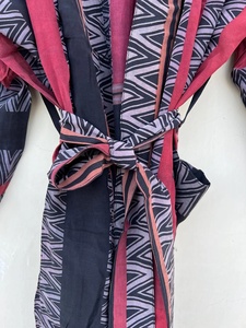 Kimono sari en soie Kimono en soie pour femme Robe de chambre faite à la main - Product Image 5
