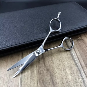 Ciseaux de coiffure professionnels en acier inoxydable pour salon de beauté, avec logo personnalisé, design pliable, pour droitiers, à pointe arrondie - Product Image 5