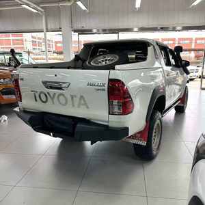 เฮ้-2018 วีโก้ 4x4 ดีเซล ยาง R18 เบาะหนังสีเข้ม เกียร์ออโต้ รถมือสอง กล้องมองหลัง - Product Image 3
