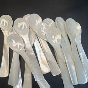 Pearl <b>Spoon</b> Handmade Natural Shell Tableware for Hotel Dining and Gift Packaging OEM Manufacturer from Vietnam - Product Image 2