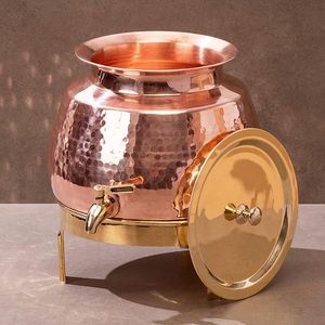 Distributeur d'eau en cuivre, finition martelée, rond, manuel, usage domestique - Product Image 1