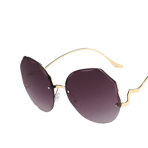 Gafas de Sol de Moda de Lujo al por Mayor, Montura Poligonal sin Aro, Protección UV, Unisex, para Viajes y Conducción - Product Image 4