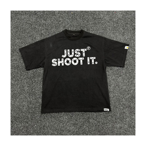 Camiseta de Manga Corta para Hombre, Negra, 100% Algodón, Impresión Digital, Estilo Urbano, Corte Holgado, Ecológica, Cuello Redondo, MOQ Bajo, Venta al Por Mayor - Product Image 1