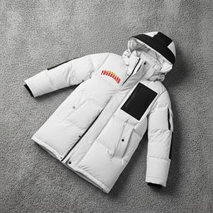 เสื้อโค้ทกันหนาวผู้ชายคุณภาพดีที่สุด แฟชั่นทันสมัย เงางาม มีฮู้ด กันน้ำ ไซส์ใหญ่  แบบพัฟเฟอร์ดาวน์แจ็คเก็ต บรรจุภัณฑ์แบบดรัมสั่งทำพิเศษ - Product Image 1