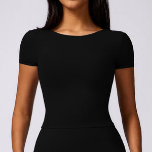 Camiseta Corta para Mujer, 180 g/m², Cuello Redondo, Corte Ajustado, Logotipo Personalizado, Impresión Serigrafiada, Ropa Urbana, Top de Punto para Mujer - Product Image 3