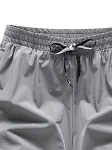 Shorts de sport personnalisables de qualité supérieure pour hommes, séchage rapide, respirants, décontractés, motif uni, logo personnalisé - Product Image 3