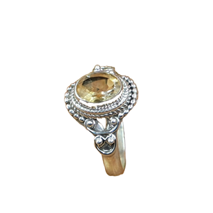 Anillo de Plata de Ley 925 Hecho a Mano con Piedra Preciosa de Citrino, Corte Ovalado, Citrino Amarillo Natural, Anillo de Plata Artesanal Estilo Boho Vintage - Product Image 1