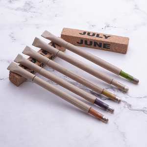 ปากกาปลูกต้นไม้ LUXEINK พรีเมียม หรูหรา เป็นมิตรกับสิ่งแวดล้อม วัสดุยั่งยืน ระบบเมล็ดพันธุ์ หมึกสีน้ำเงิน หัวปากกา 0.7 มม. สำหรับสำนักงาน - Product Image 1