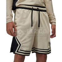 Shorts de sport en maille coupe-vent doux au toucher, contrôle de l'humidité, taille mi-haute élastique, 100 % polyester, design uni décontracté, service OEM de haute qualité