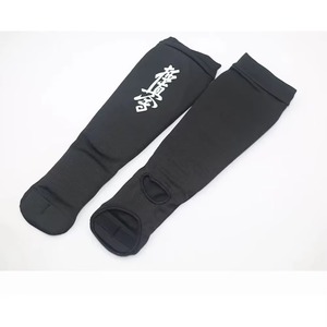 Protège-tibias en coton personnalisables avec logo pour Sanda, Wushu, Karaté, Taekwondo, Boxe, MMA et Arts Martiaux - Product Image 2
