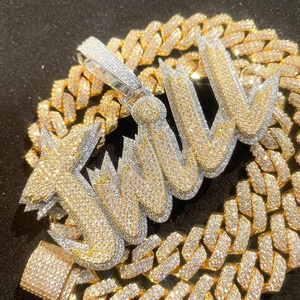 จี้เพชรโมอิสซาไนต์แบบกำหนดเอง สไตล์ฮิปฮอป VVS ประดับเพชรเต็มตัว  จี้ตัวอักษรเงินแท้ 925  จี้เพชรโมอิสซาไนต์สั่งทำ - Product Image 3