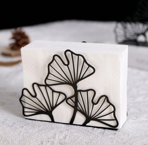 Porte-mouchoirs vertical en métal avec silhouette de feuille de ginkgo noire pour une décoration coordonnée, disponible au prix de gros - Product Image 1