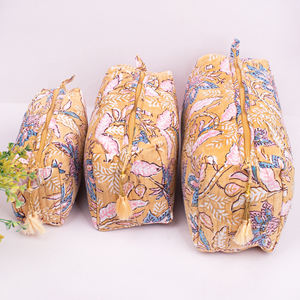 Bolsa de Maquillaje Portátil Grande, Multifuncional, Reutilizable, con Estampado Floral, Ecológica, Resistente al Agua, Hecha a Mano con Algodón Orgánico - Product Image 1