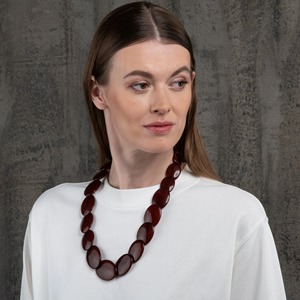 Collier en résine perlée, artisanat fait main, design léger et durable, unisexe, pour la mode quotidienne et les occasions de cadeaux - Product Image 3