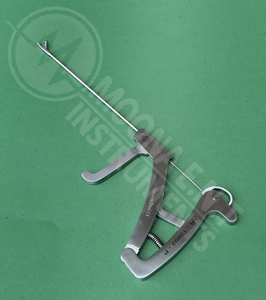 เครื่องมือผ่าตัดหู คอ จมูก ยี่ห้อ Moona รุ่น Scorpion Suture Passer สำหรับเด็ก ความยาว 15 ซม. ปลอกขนาด 3 มม. ปากขนาด 3.5 มม. ปลายงอ 15 องศา สำหรับข้อเข่าขนาดเล็ก - Product Image 2