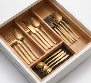 Ensemble de couverts en or mat de qualité supérieure avec poignées texturées, lavable au lave-vaisselle, luxe moderne, cuillère, fourchette, couteau pour une table élégante - Product Image 4