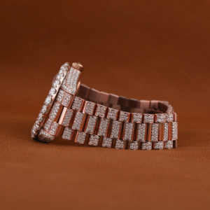 Reloj de Diamantes Moissanite Premium para Hombre, Diseñado con Alta Gama, Ofrece Comodidad de Lujo y un Estilo Atemporal para el Día a Día - Product Image 5