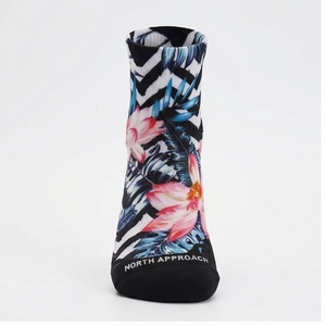 Chaussettes courtes North Approach à motif floral, respirantes, tricotées pour adultes, pour un usage décontracté estival - Product Image 1