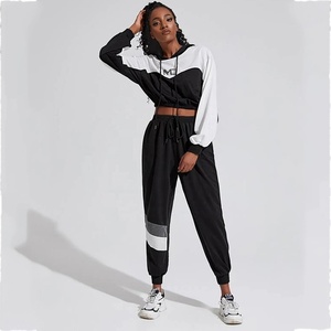 Latest Fashion Womens <b>Tracksuits</b> Womens Jogging Set Wholesale Women <b>Tracksuit</b> Set Casual Streetwear - Product Image 5