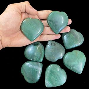 Piedras de Cristal Pulido con Forma de Corazón de Ágata Verde AashimAgate para Decoración del Día de San Valentín con Temática de Amor - Product Image 1