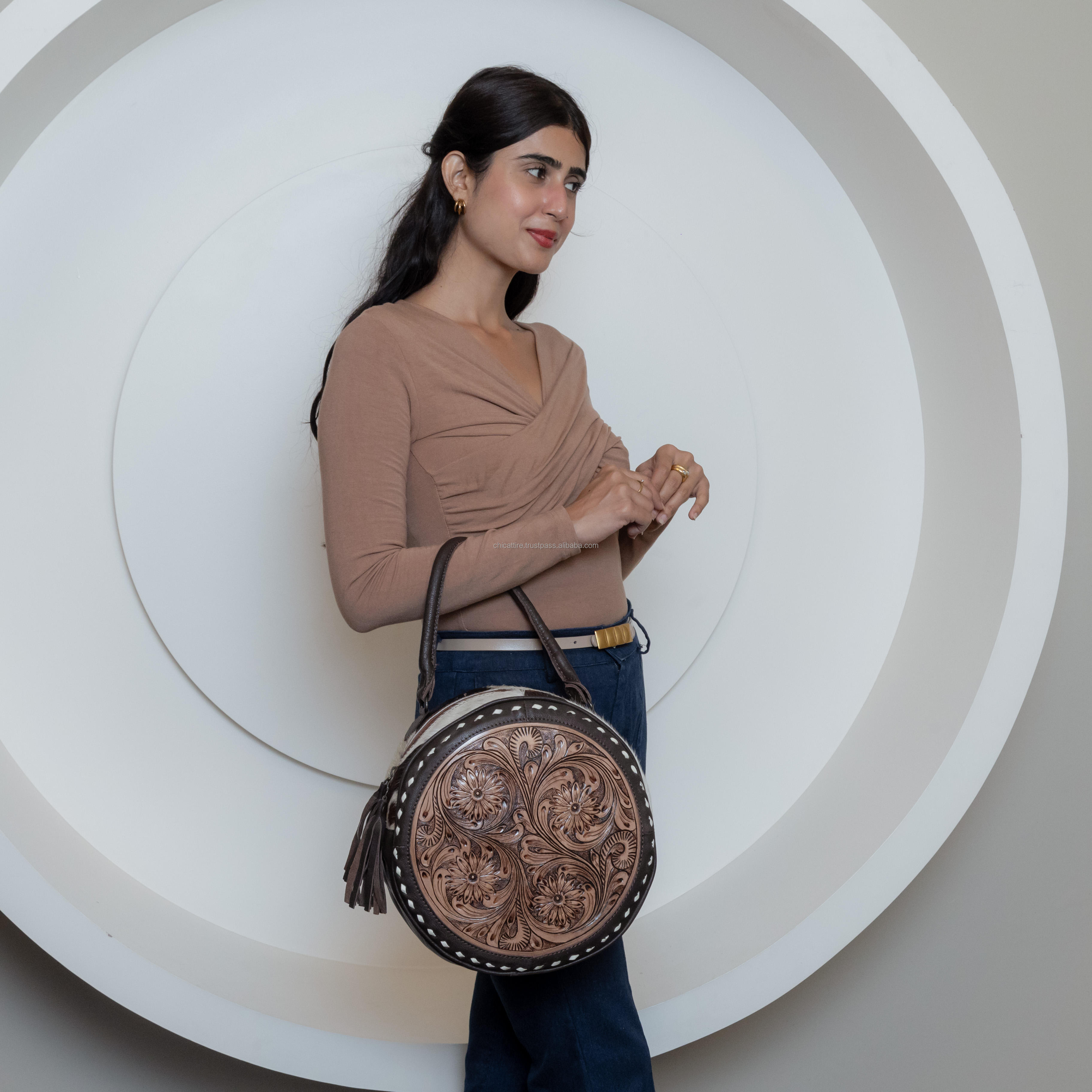 สีน้ำตาล