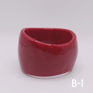 Bracelet en résine rouge de luxe, fait main, exquis, cadeau promotionnel original B-1 - Product Image 1