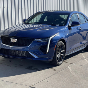 Magnífico Cadillac CT4 Sport 2026 Exótico, Sedán con Tracción en las Cuatro Ruedas, Motor Turbo, Asientos de Cuero, Automático - Product Image 1