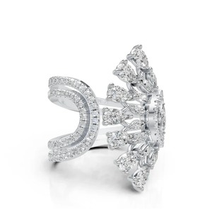 Anillo llamativo de moissanita para hombre, de plata 14K bañada en rodio, con diseño audaz y elegante, con racimo en forma de abanico de múltiples niveles y solitario de corte pera - Product Image 1