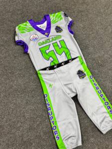 Ensemble de maillots de football personnalisés Rexfit sublimés pour hommes, sans manches, col en V, anti-transpiration, uniforme sportif blanc, vert, violet - Product Image 3