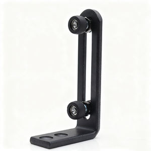 <span class=keywords><strong>ECREW</strong></span> Herrajes Modernos Negros para Puertas Correderas Tipo Granero, Guía Inferior de Acero para Protección de Seguridad, para Puertas de Madera de Entrada/Baño, Fácil Instalación con Tornillos, 1 Año de Garantía - Product Image 4