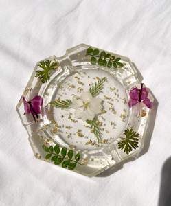 Handcrafted Crystal Clear Epoxy Resin <b>Ashtray</b> <b>for</b> Home & Office – Modern Decorative Ash Tray <b>for</b> Cigars & Cigarettes, Stylish - Product Image 1