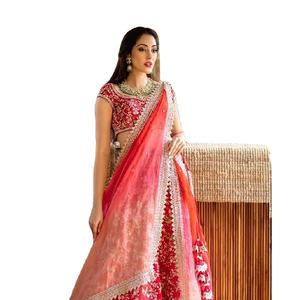 Ensemble de costume pakistanais blanc de créateur 3 pièces prêt à porter pour femmes - Product Image 1