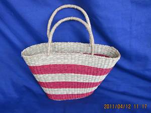 Panier de rangement naturel fait main durable en jonc de mer du Vietnam pour la décoration intérieure OEM emballage en vrac approvisionnement en gros - Product Image 4