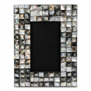 Marco de Fotos con Incrustaciones de Madreperla y Mosaico Plateado y Negro, Diseño de Concha Iridiscente, Proveedor Mayorista de Decoración para el Hogar - Product Image 1