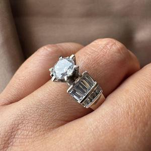 Anillo Solitario de Moissanita con Corte Redondo, Diseño Creativo, para Mujer, Plata 925 Original, Estilo Clásico, Anillo de Compromiso para Enamorados - Product Image 4