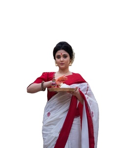 Saree belle bordure en jacquard de soie d'art avec chemisier de course non cousu pour les femmes Wedding Wear Party - Product Image 2