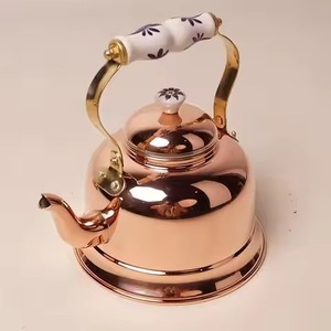 กาน้ำชาโลหะตกแต่งสำหรับงานรับรองแขกที่บ้านและของสะสมสไตล์ไลฟ์สไตล์ - Product Image 2