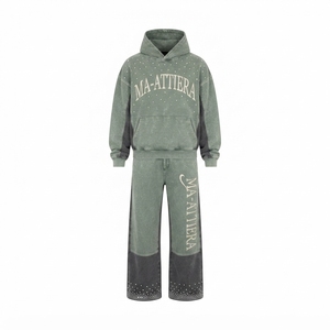 Ensemble survêtement homme personnalisé en molleton de coton, deux tons vert et noir, avec strass, style streetwear, vente en gros OEM - Product Image 4
