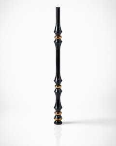 Balustre d'escalier moderne en métal noir avec anneaux décoratifs dorés, embout de rampe en fer pour design d'escalier de luxe - Product Image 1