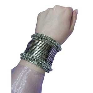 ชุดปาร์ตี้งานแต่งงานเจ้าสาวสุดพรีเมี่ยมกำไลข้อมือแคชเมียร์ประดับมุกหลากสีทองหลายสี - Product Image 1