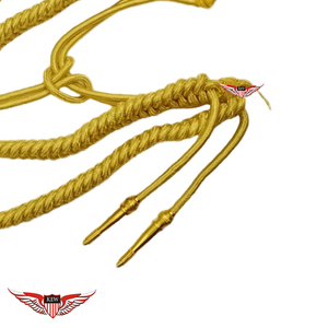 Aiguillette Dorada Alemana, Cordón de Hombro con Hilo Metálico Trenzado y Punta Dorada - Product Image 3
